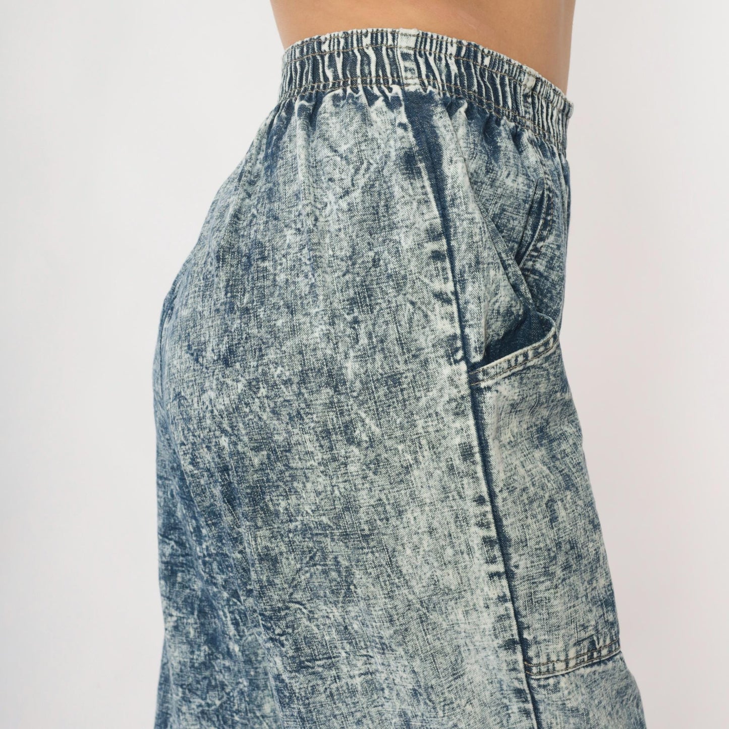 90s Acid Wash Denim High Rise Elastic Waist Straight Leg Light Blue Small Medium