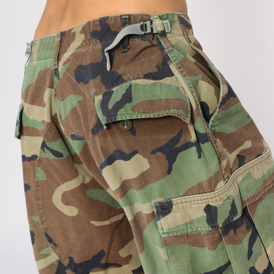 90s Lavas Industries Woodland Camo Cargo Pants Small