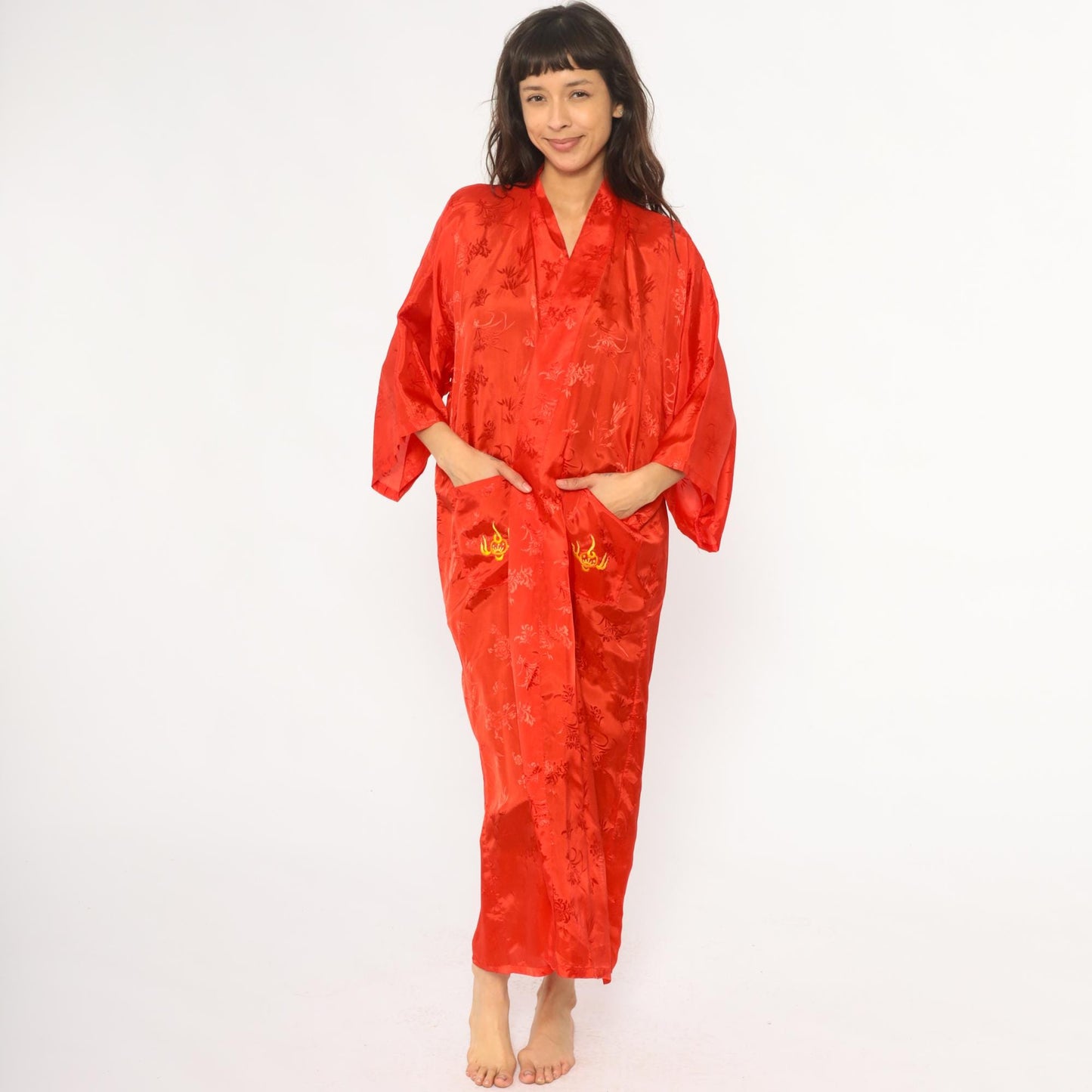 80s Dragon Kimono Robe Red Satin Embroidered Dressing Gown Medium