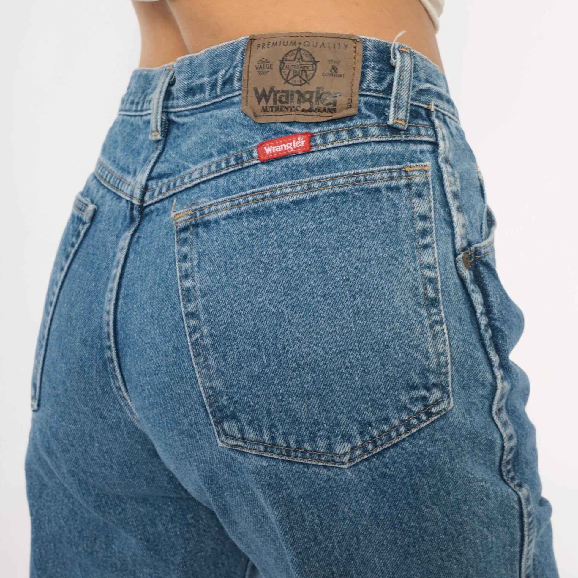 90s Wrangler High-Rise Straight Leg Jeans Medium Blue Denim 32W 30L