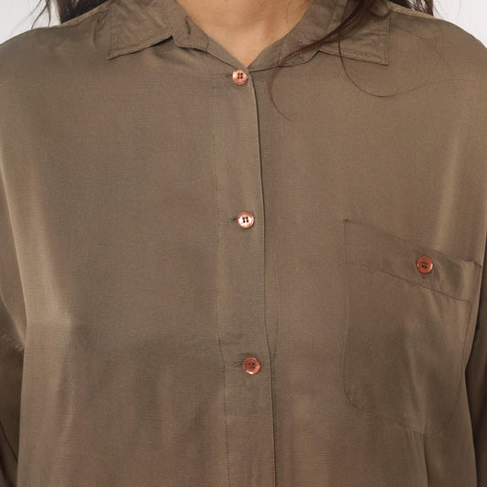 90s La Vogue Silk Button-Up Blouse Olive Chest Pocket Medium M