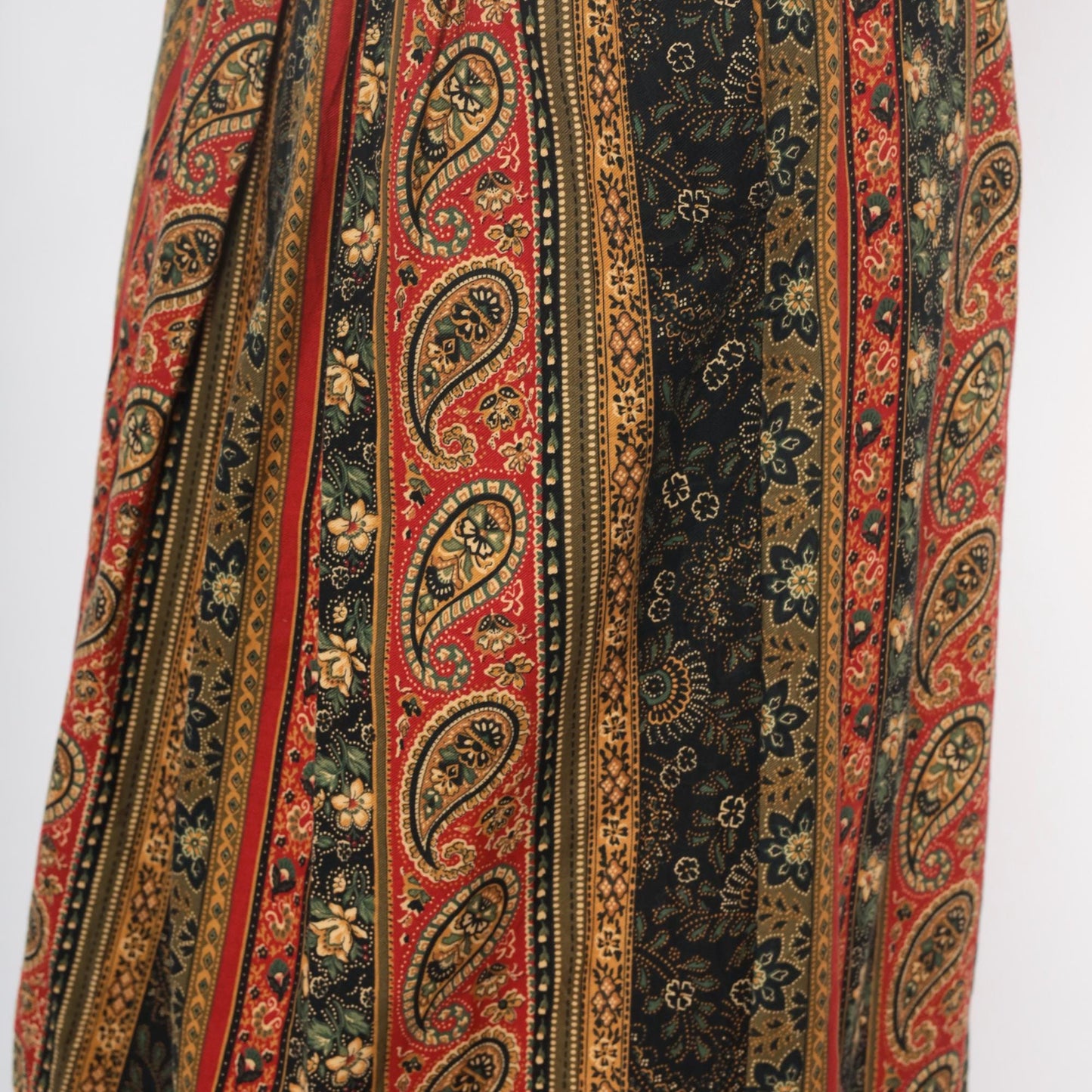 90s Suttles an Seawinds Midi Skirt Paisley Floral Stripe Elastic Waist Large