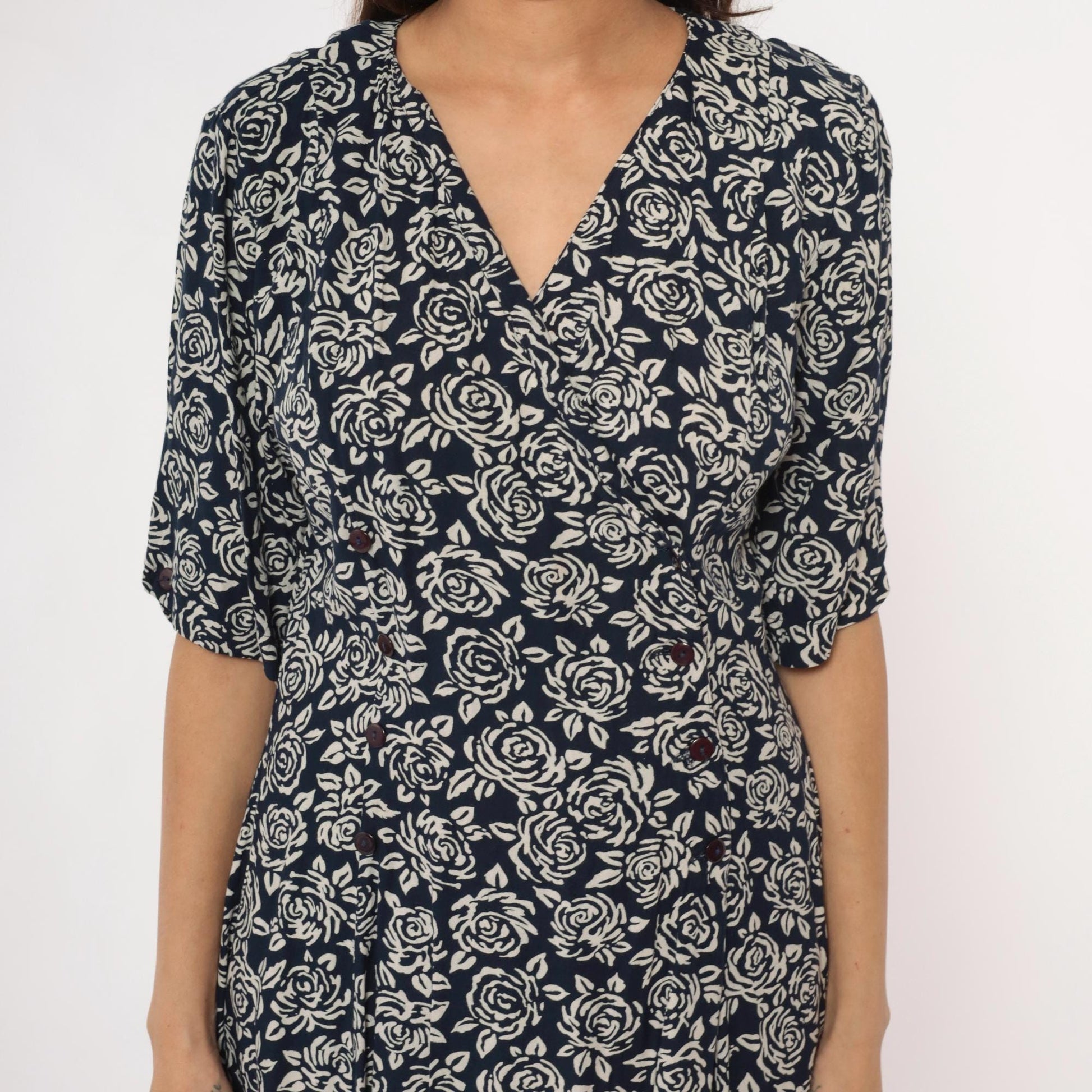 90s Floral Midi Dress Navy Cream Rose Print Wrap V-Neck Rayon Medium M