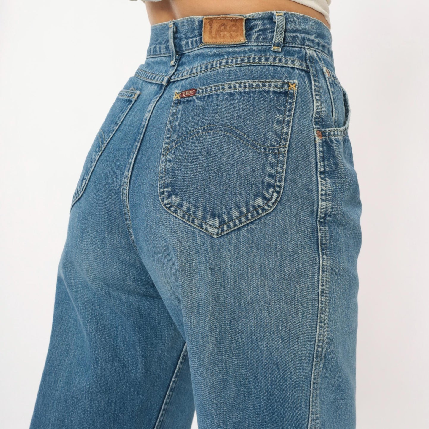 80s Lee High-Waist Denim Jeans Light Blue Tapered Small