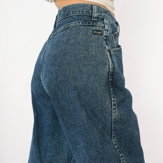 Y2K Wrangler High-Waisted Straight Leg Jeans Medium Blue Denim