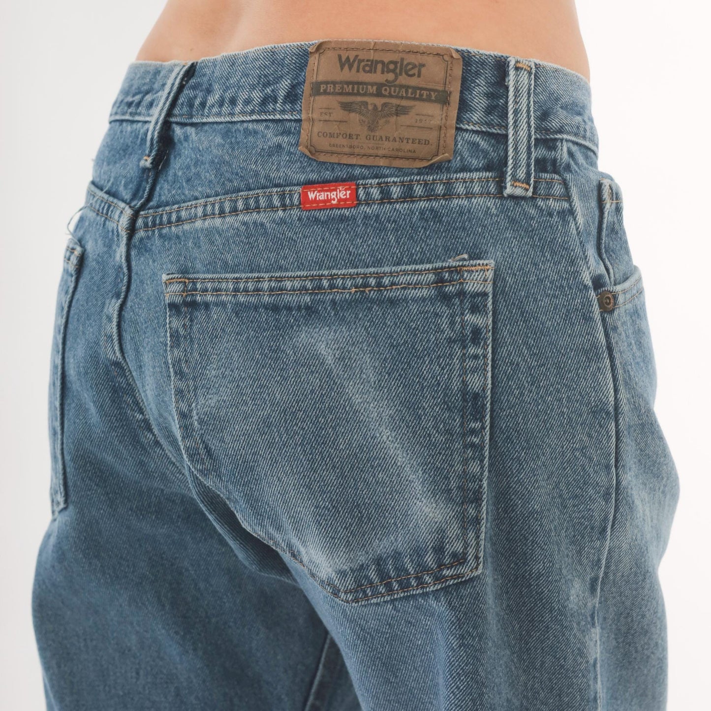 Wrangler Straight Leg Jeans 2000s Medium Wash Distressed Denim 33x30