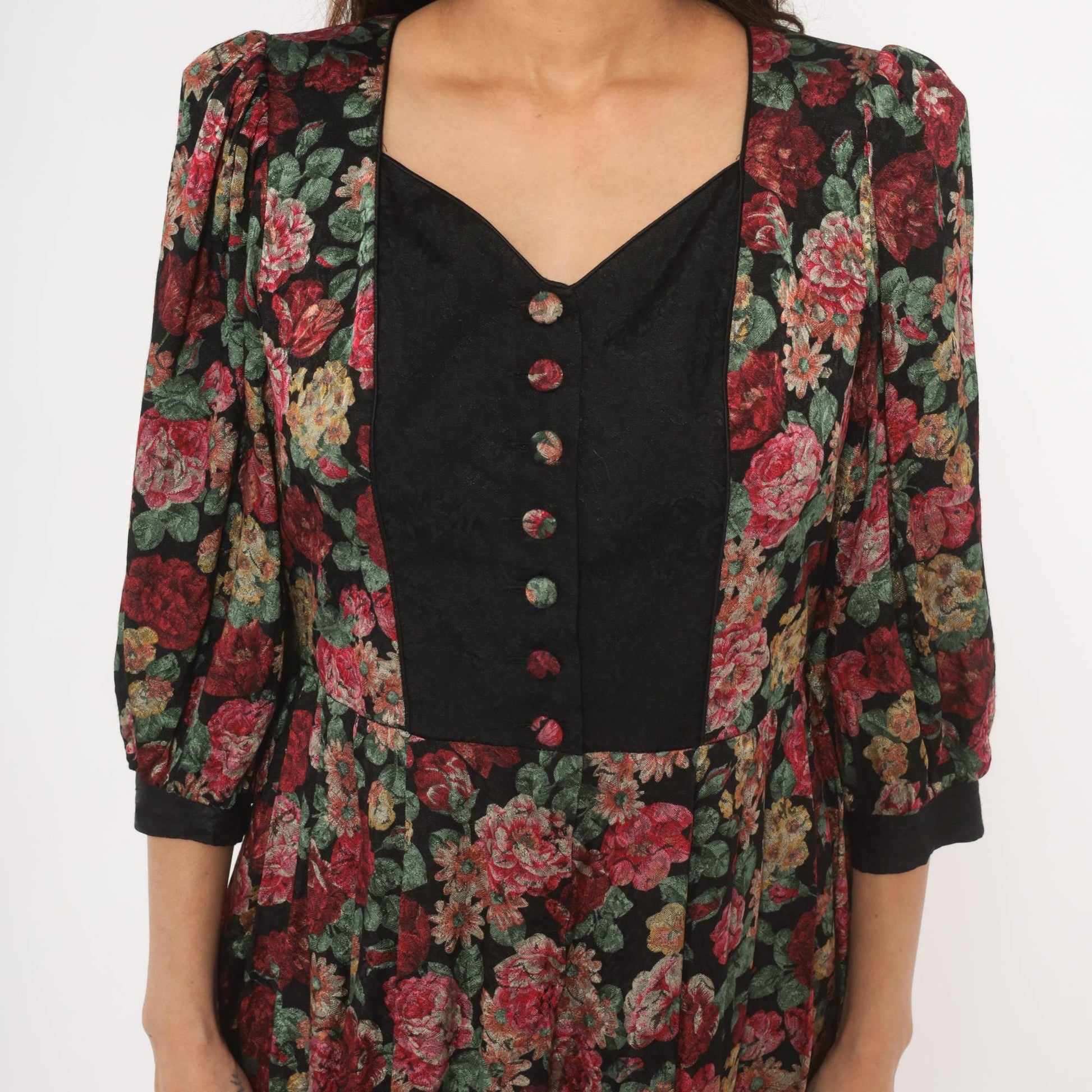 90s Rose Dirndl Dark Floral Midi Dress Black Sweetheart Neckline Medium M