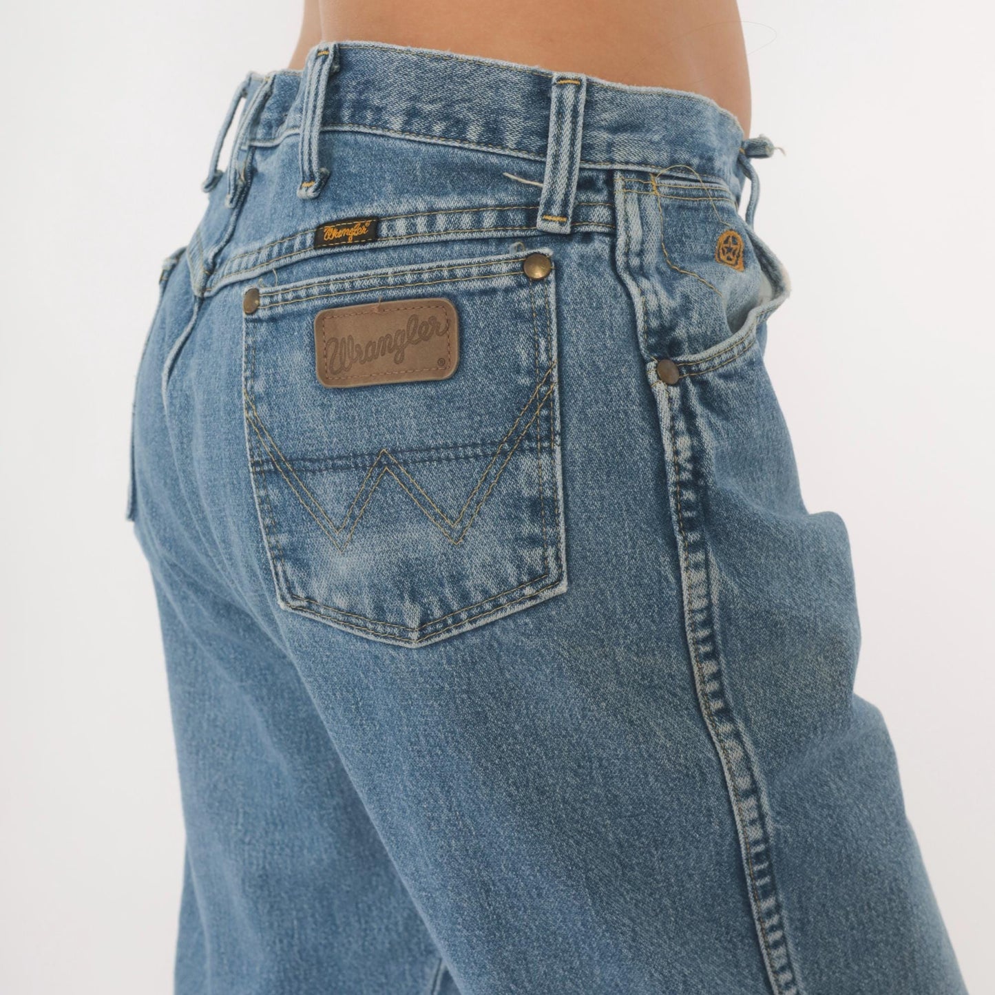 Wrangler Straight Leg Jeans 90s Light Wash Denim 35x34