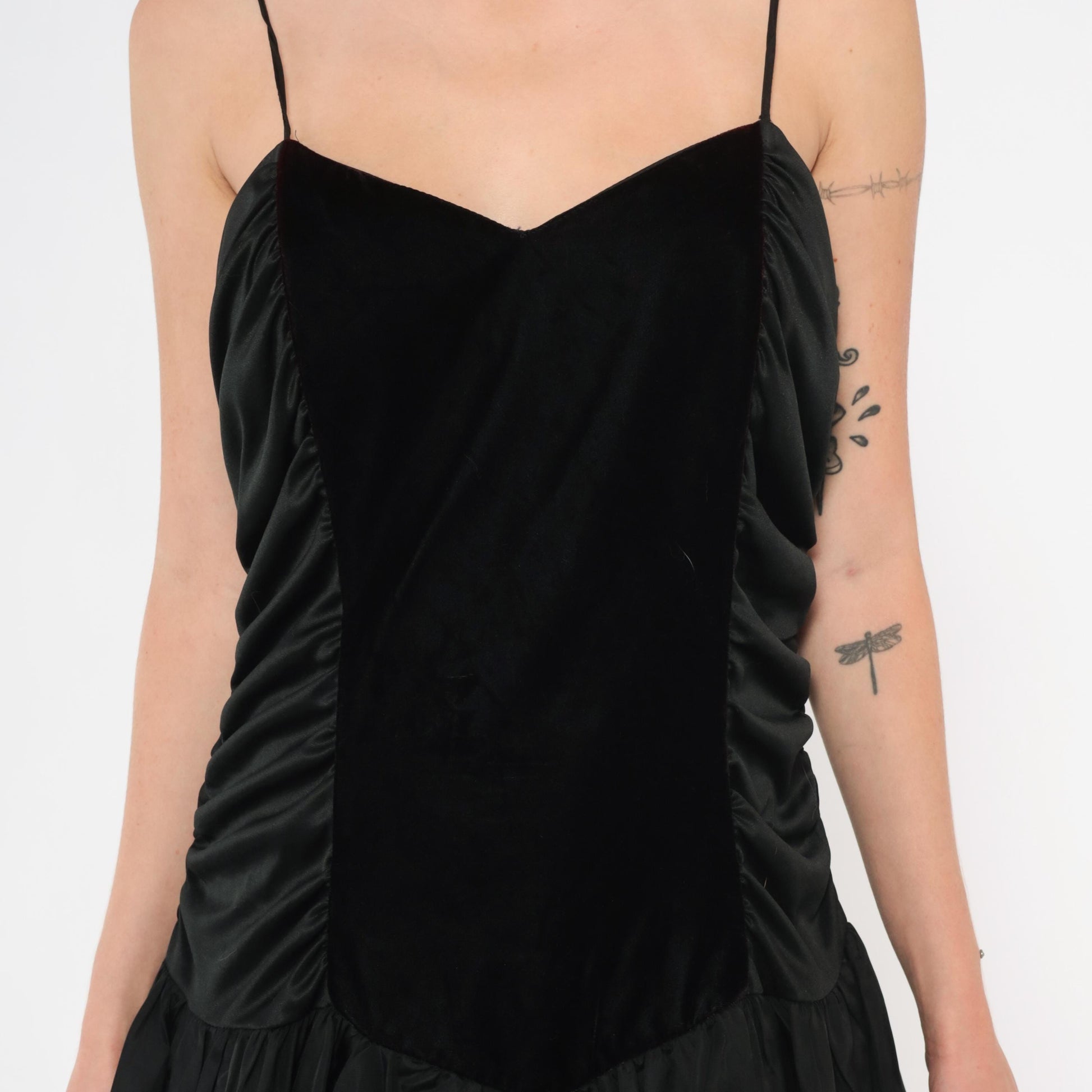90s Black Velvet Party Dress Drop Waist Sweetheart Neckline Knee Length Large L