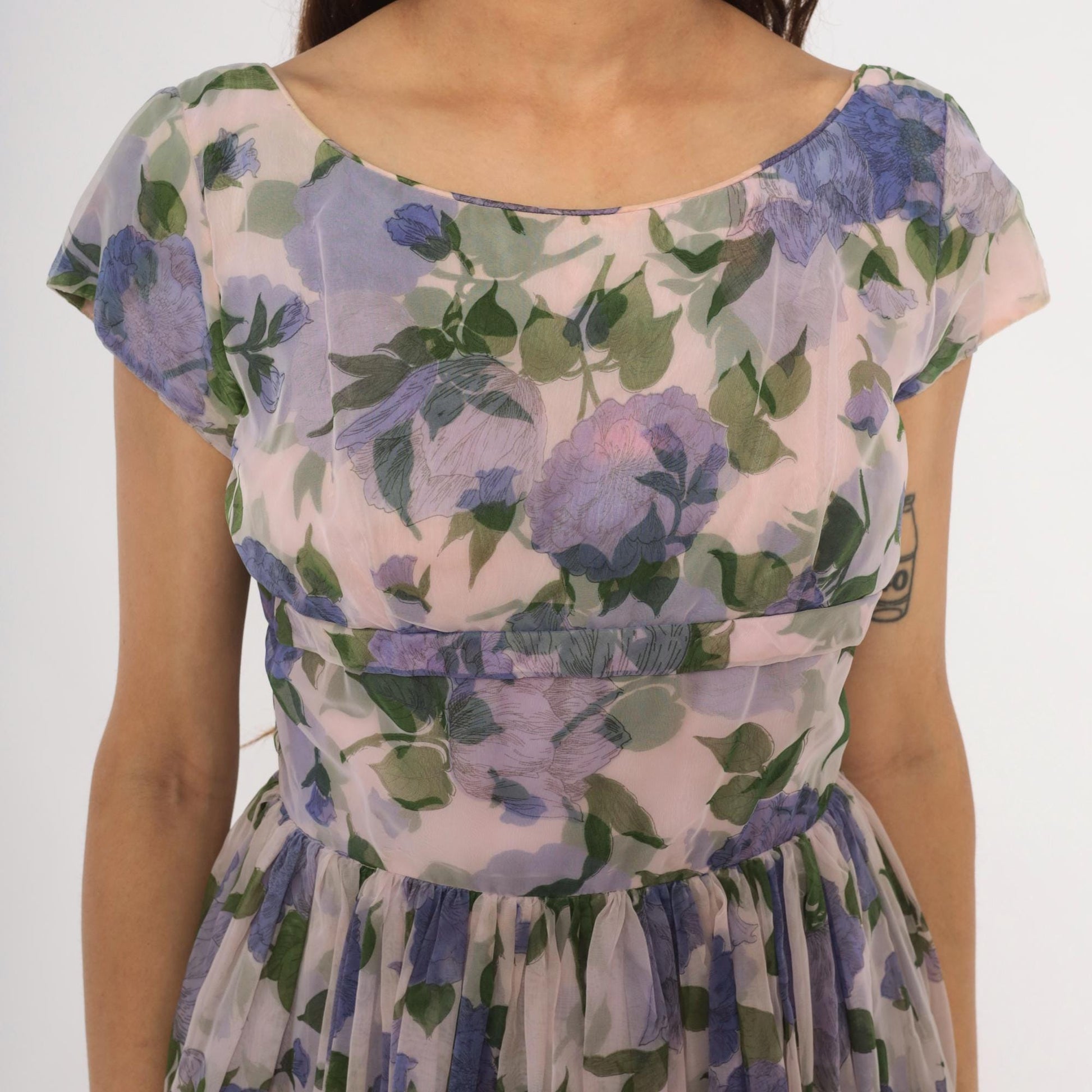 60s Lavender Floral Chiffon Dress Cap Sleeve Fit and Flare Purple Rose Small Medium