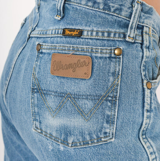 90s Wrangler Medium Wash Straight Leg Jeans High Rise Blue Denim 35x34