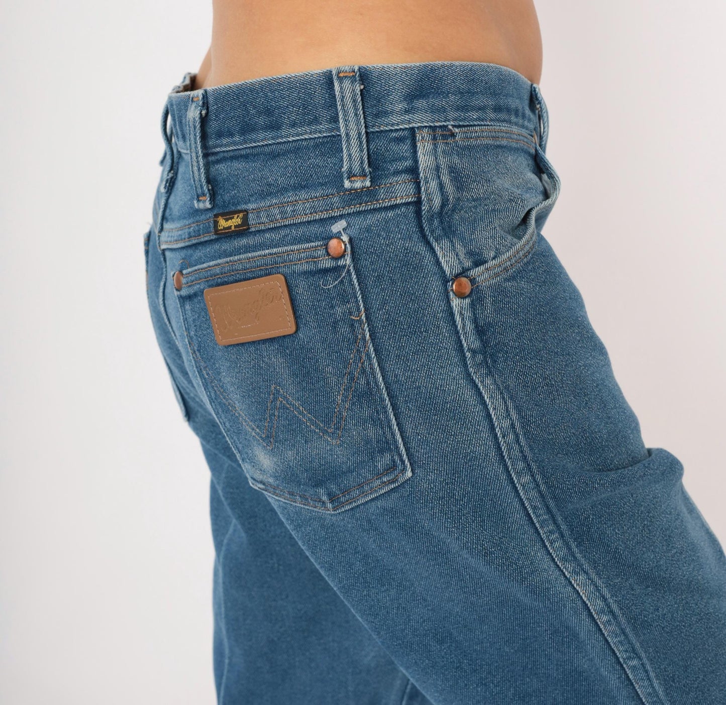 90s Wrangler Straight Leg Jeans Medium Wash Denim Blue Cotton 35 x 32