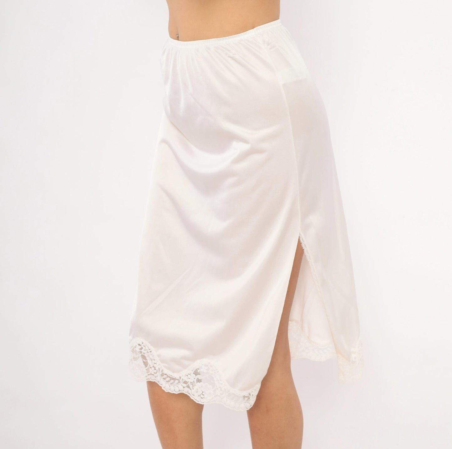 80s Adonna White Nylon Half Slip Knee-Length Lace Trim Small S