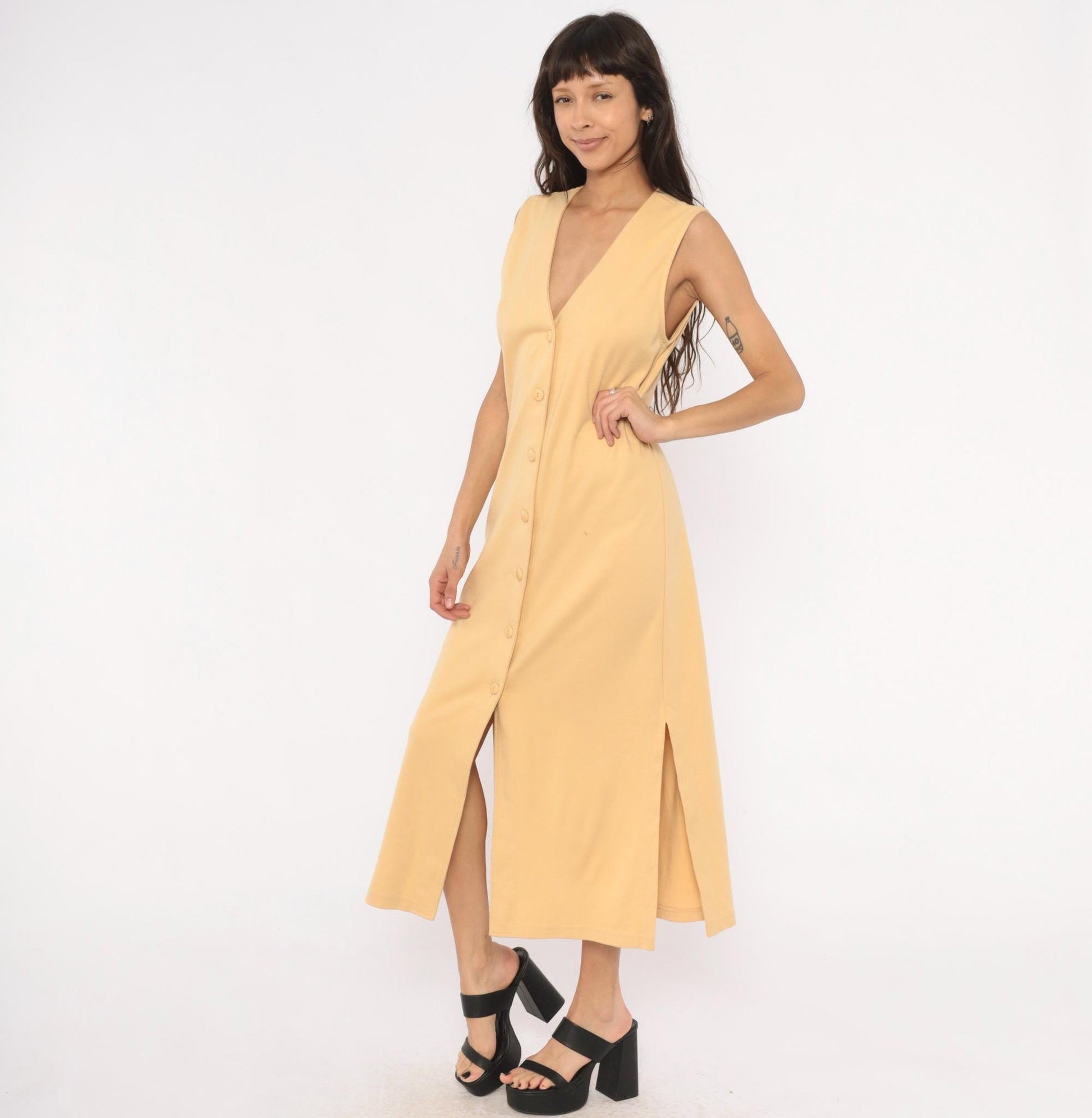 90s Weekenders Tan Maxi Dress Sleeveless V Neck Button Front Small