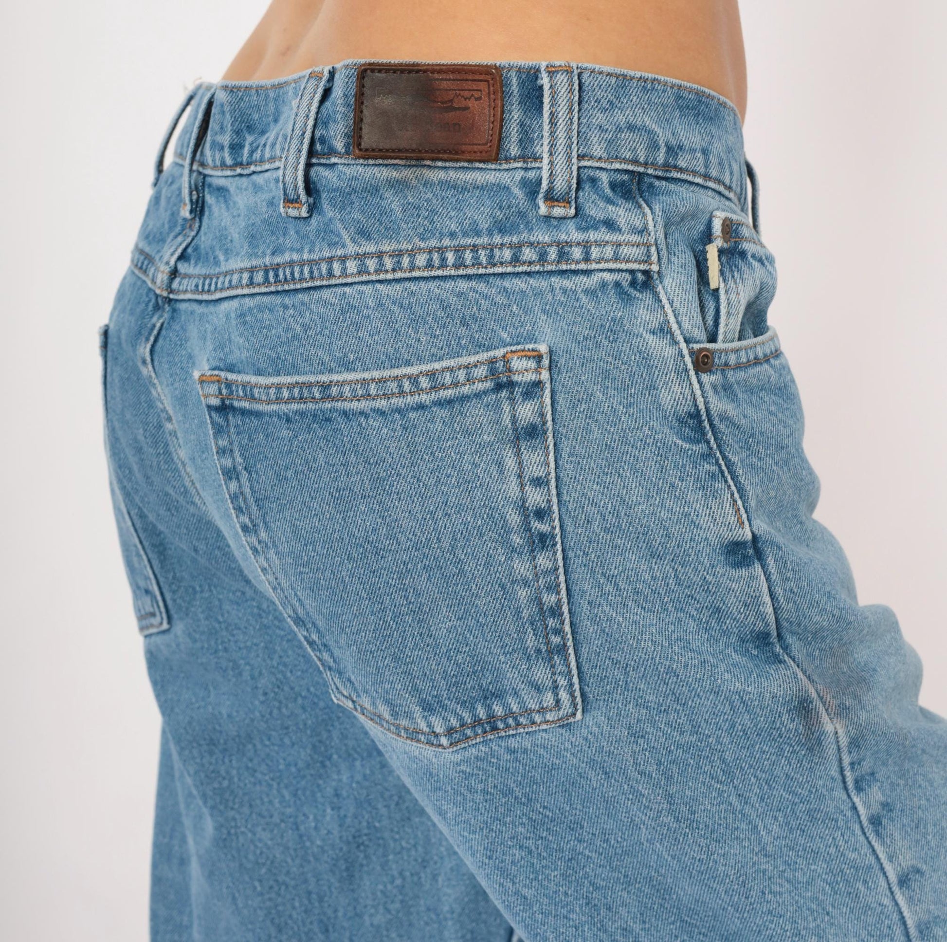 L.L. Bean Straight Leg Jeans 2000s Medium Wash Denim Cotton Blue Relaxed Fit 34x29