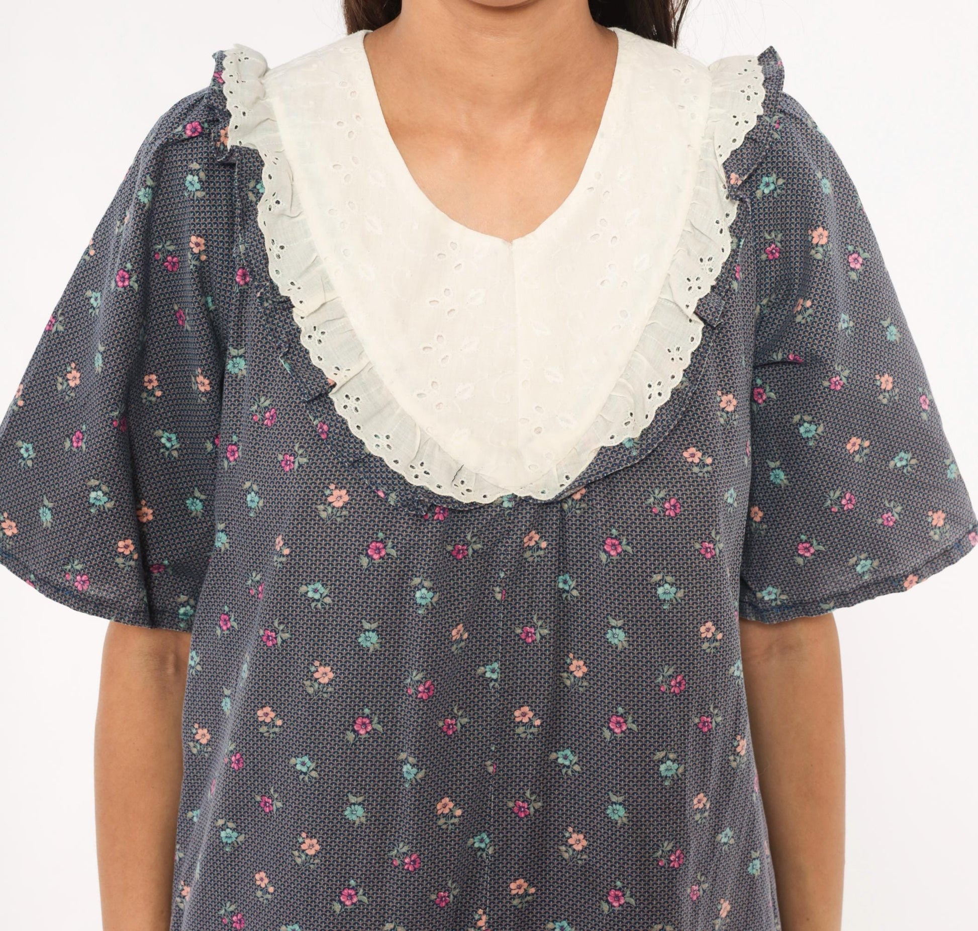 80s Slate Blue Calico Floral Eyelet Bib Prairie Dress Cotton Small