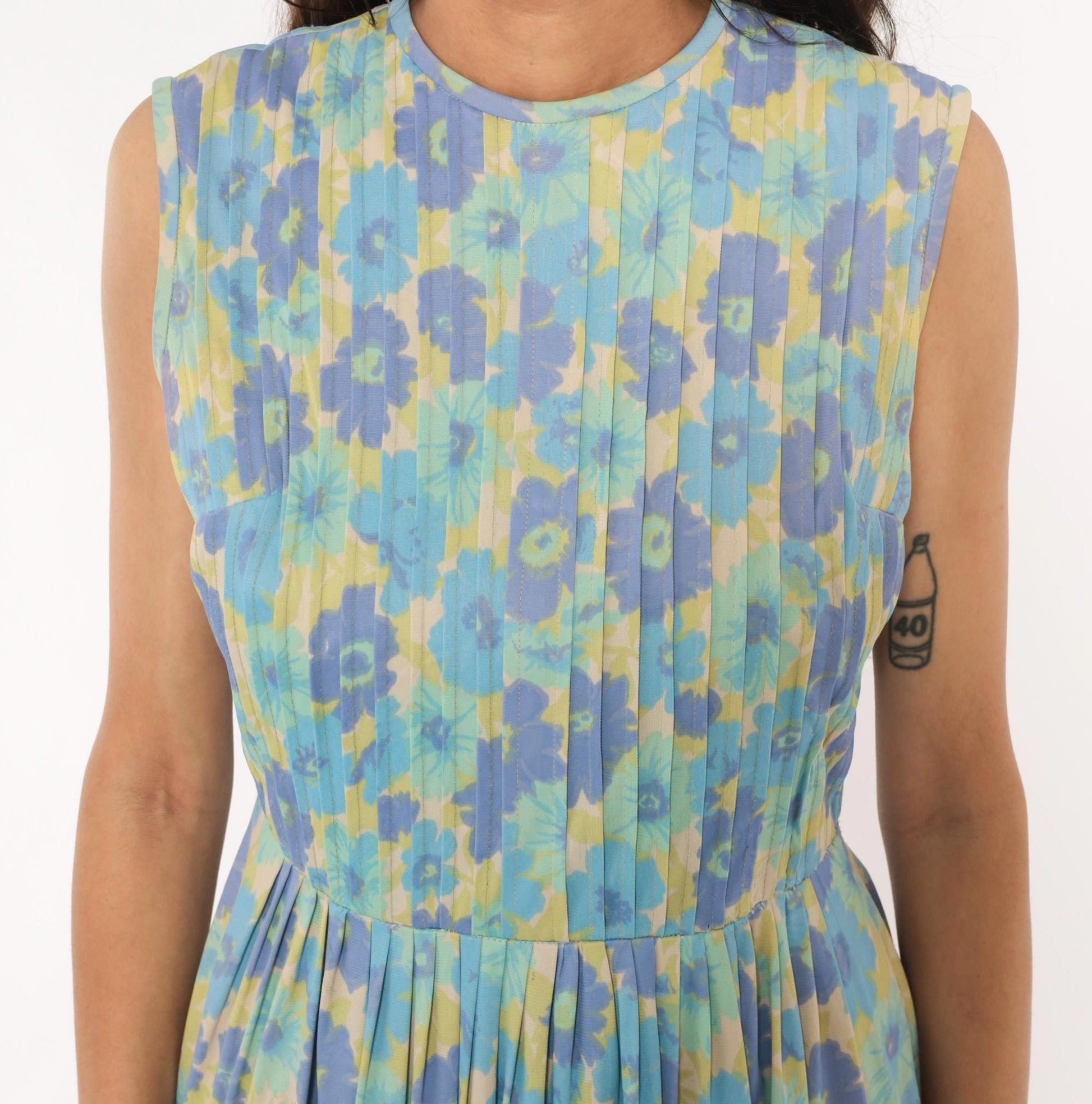 60s Carol Brent Floral Pleated Dress Blue Violet Yellow Knee-Length Medium M