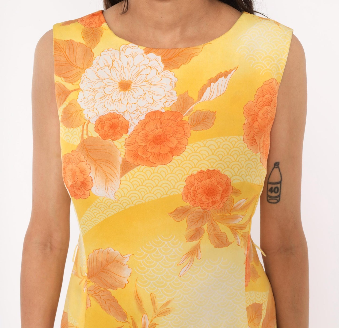 1970s Polynesian Casuals Floral Dress Yellow Orange Peony Knee-Length Small