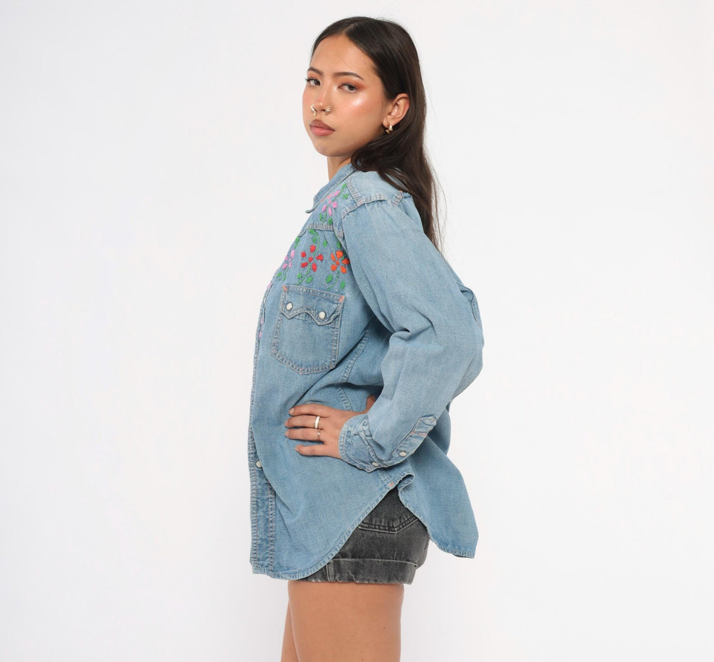 70s Light Wash Denim Western Shirt Floral Embroidered Pearl Snap Medium