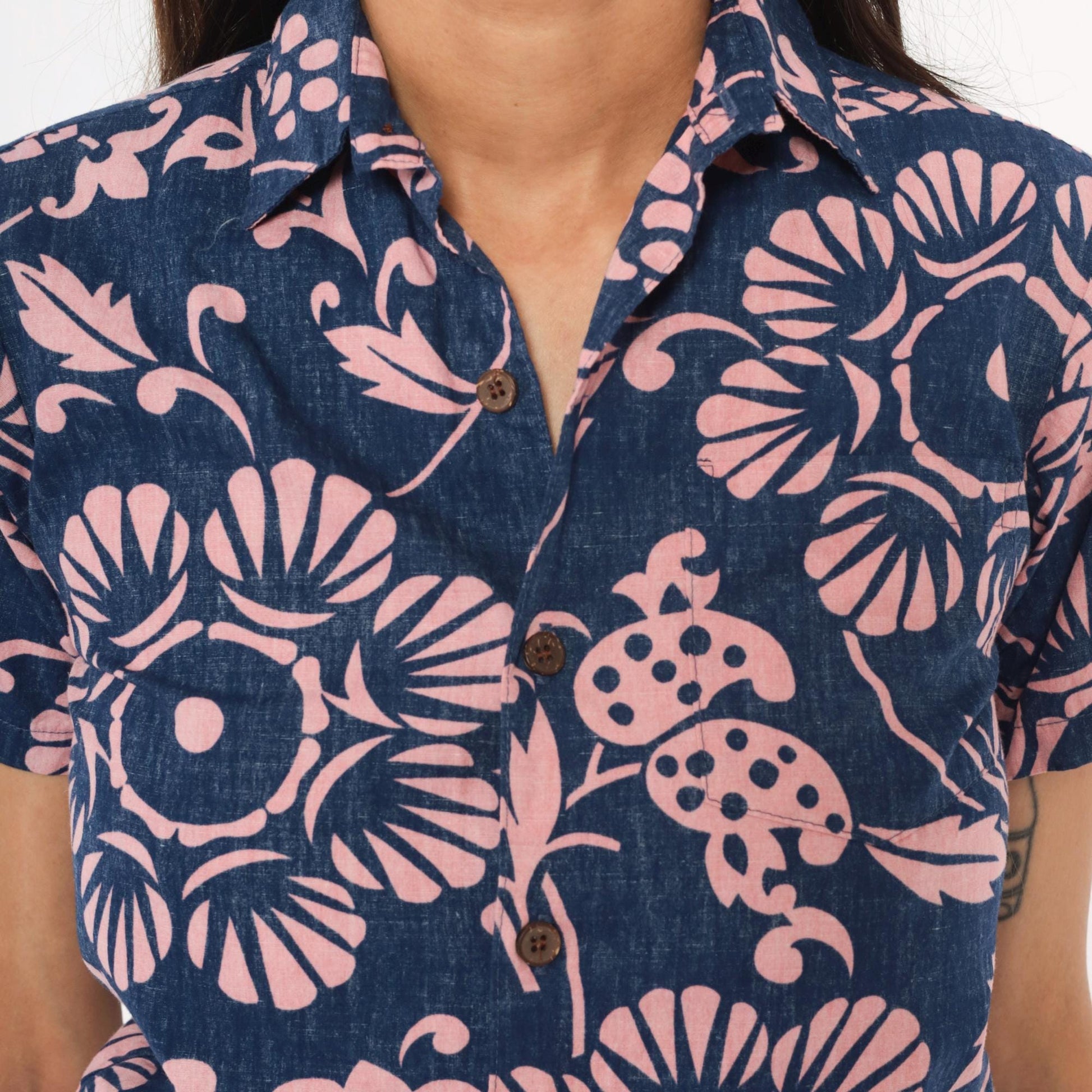 2000s Kahala Hawaiian Floral Shirt Cobalt Blue Pink Cotton XS