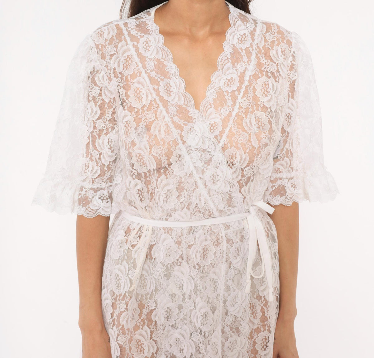 80s Pinehurst White Lace Maxi Robe Scalloped Floral Sheer Wrap Medium M