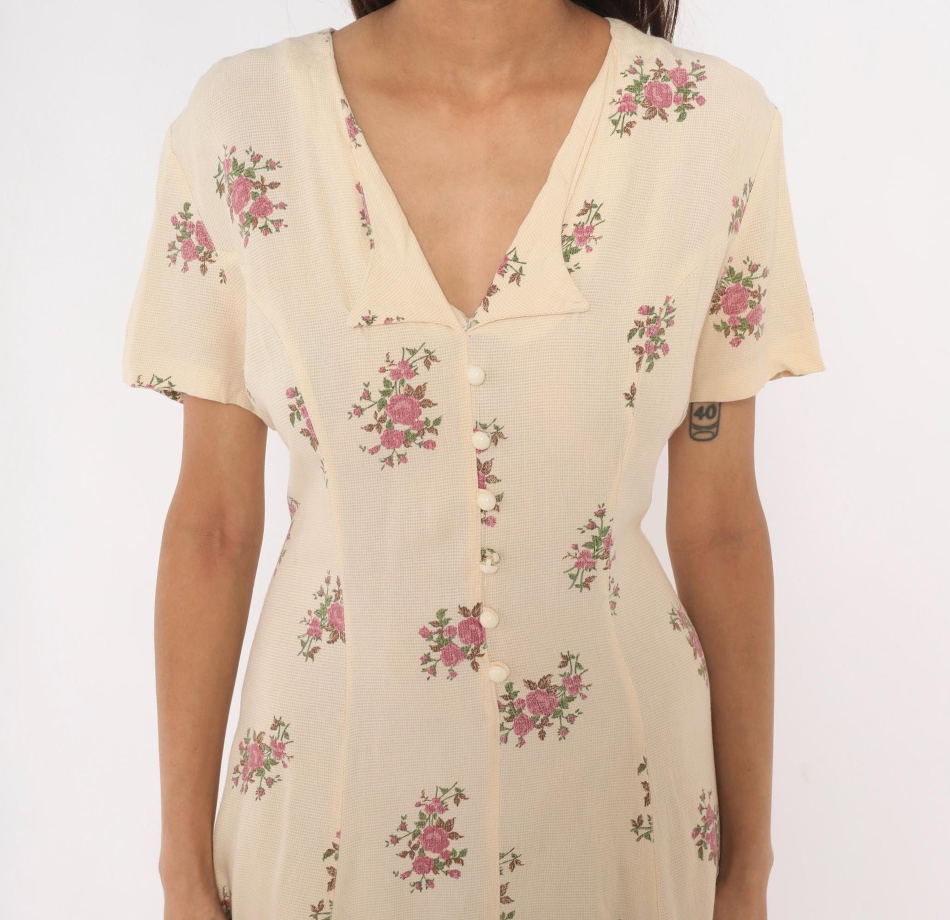90s Ultra Dress Cream Floral Midi Button Front V Neck Lace Up Back Medium