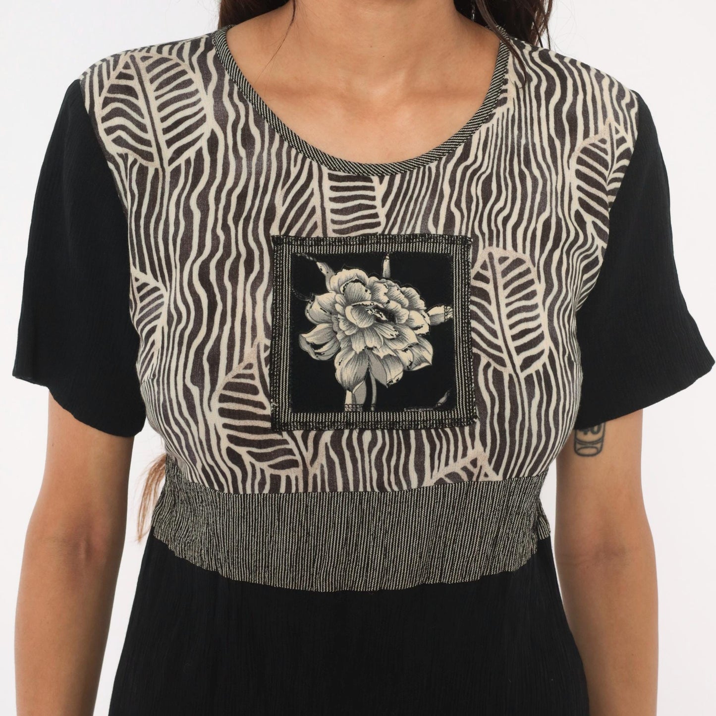 90s Naturally Petite Zebra Leaf Midi Dress Black Cream Floral Small