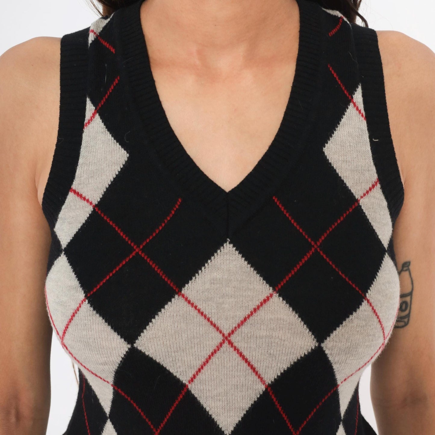 2000s Express Argyle Sweater Vest V-Neck Black Grey Red Diamond Knit XS