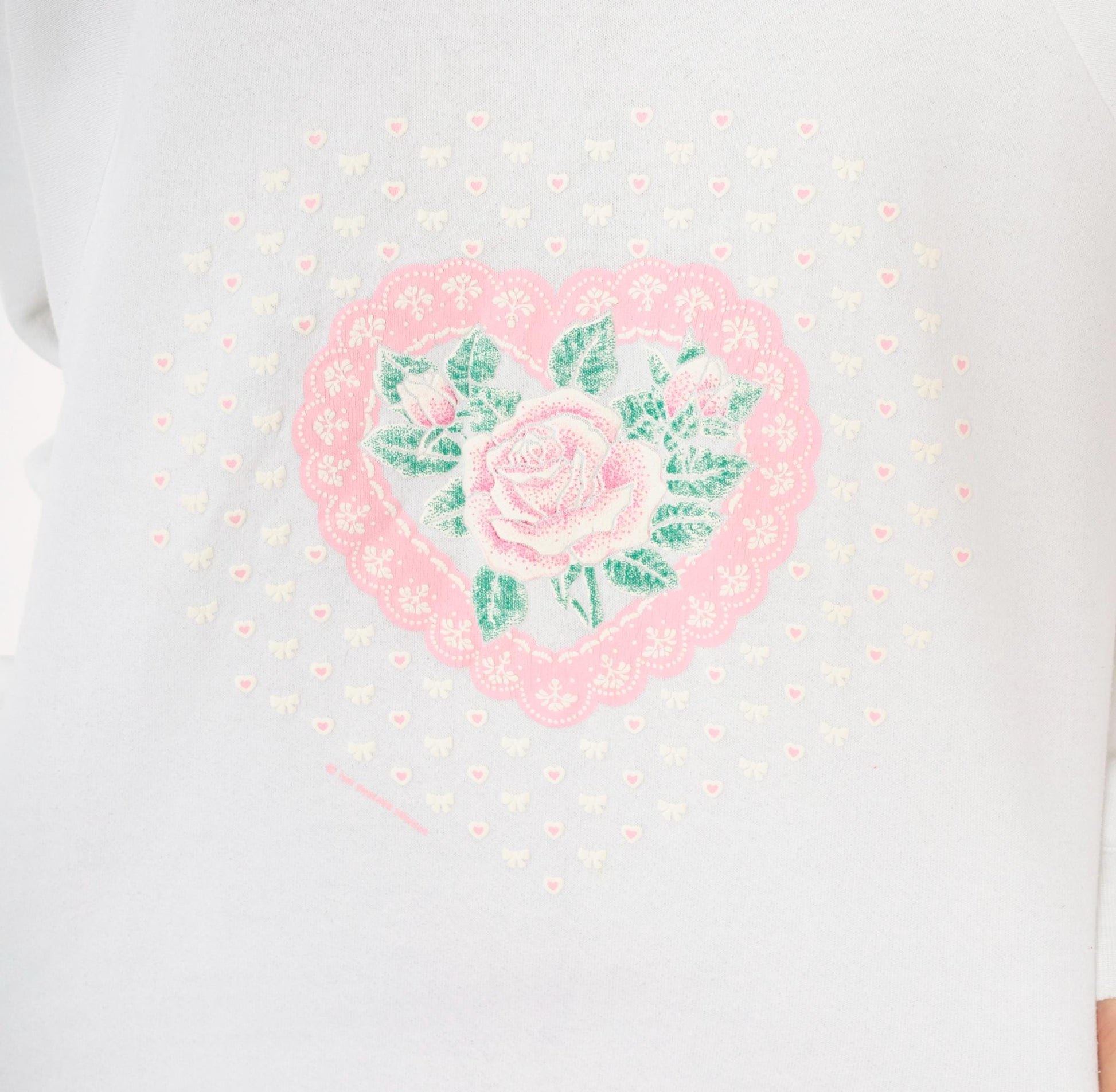 90s Fruit Of The Loom Rose Heart Lace Sweatshirt White Pink Raglan Extra Large XL