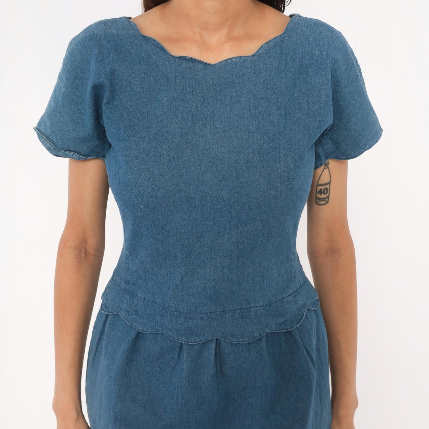 90s Central Falls Denim Dress Scalloped Waist Sweetheart Neckline Blue Medium M