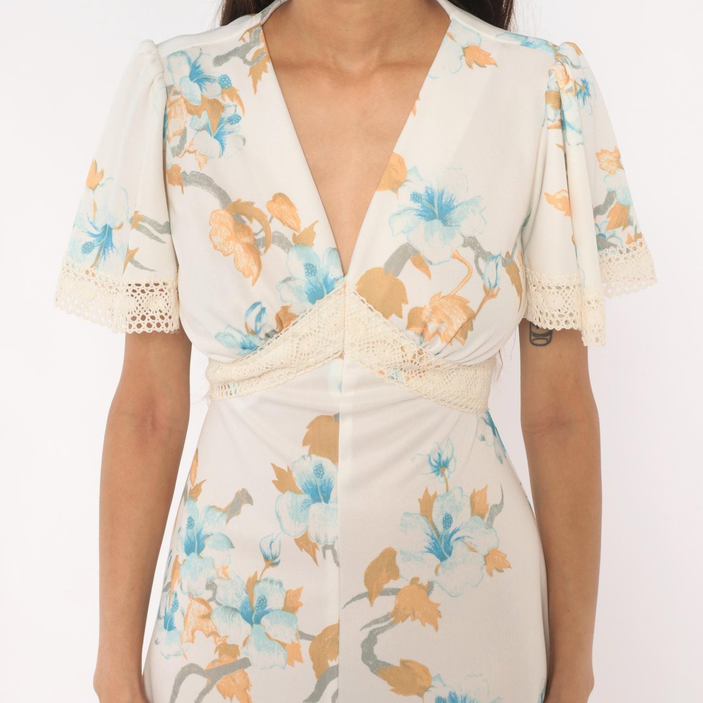 70s Floral Maxi Dress Crochet Lace V-Neck Puff Sleeve Ivory Blue Peach Large