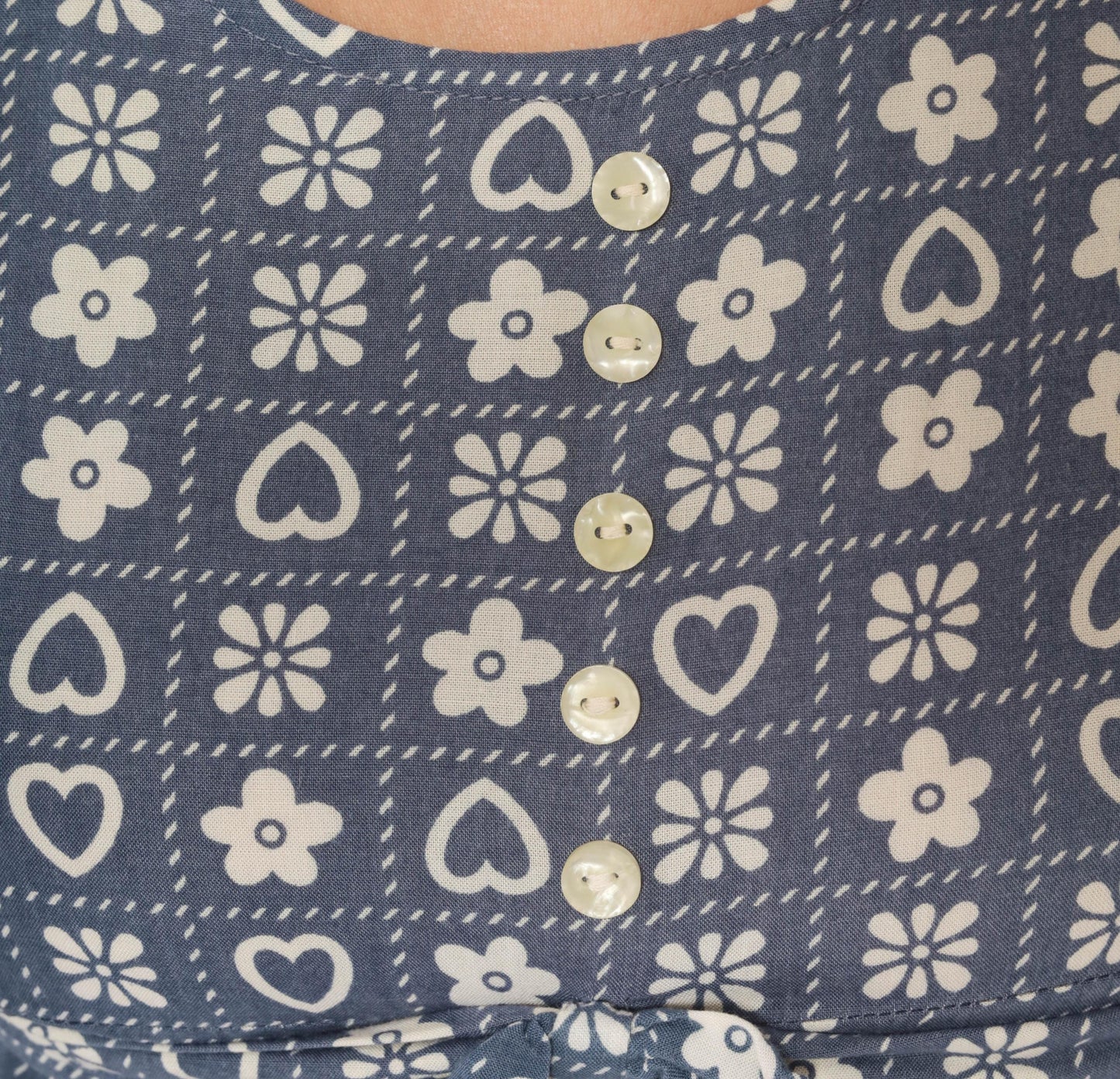 80s New Moves Hearts Flowers Grid Print Blouse Blue White Peplum Crop Extra Small XS