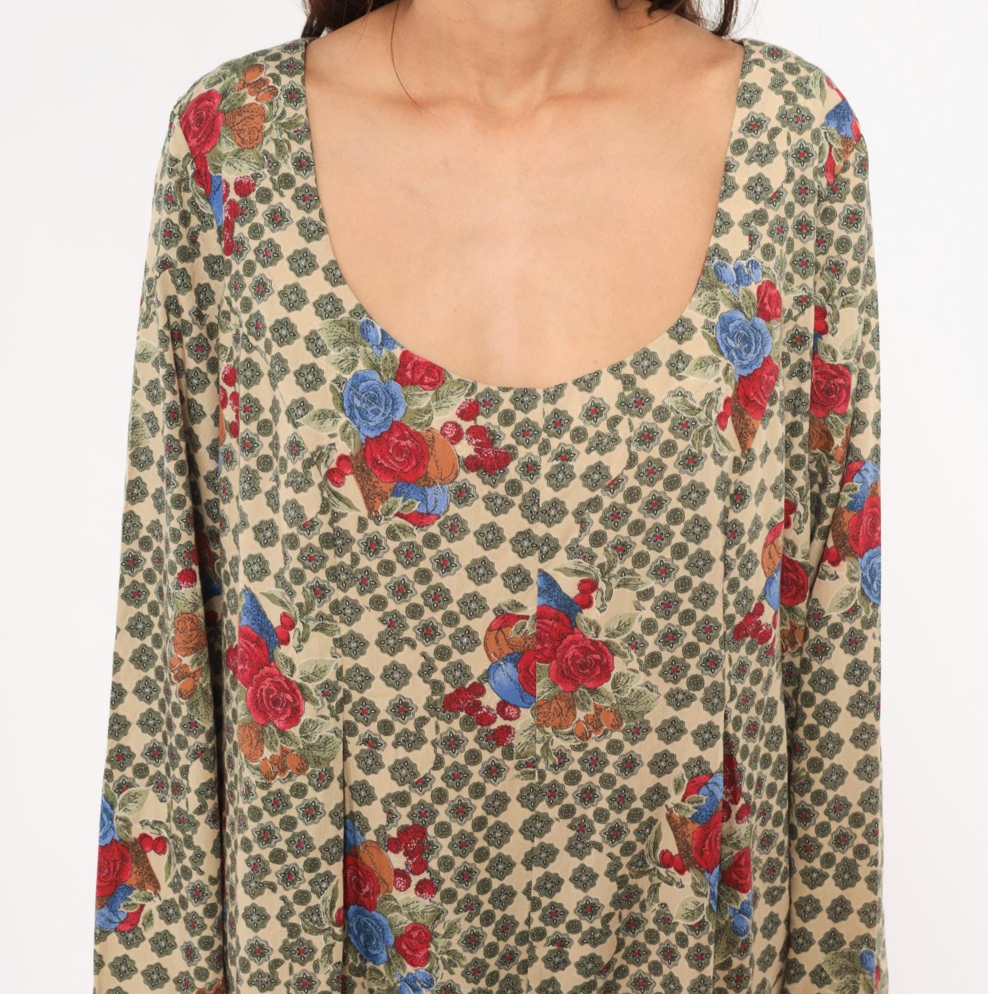 90s Floral Jumpsuit Cream Scoop Neck Long Sleeve Rose Medallion Print Large L