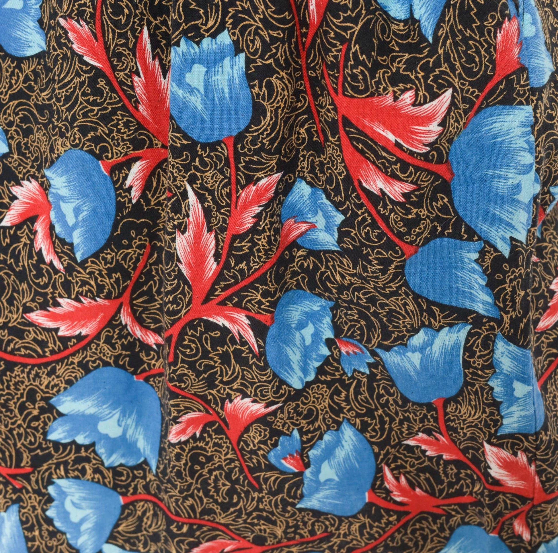 90s Blue Tulip Floral High-Waist Shorts Cotton Pleated Small Medium