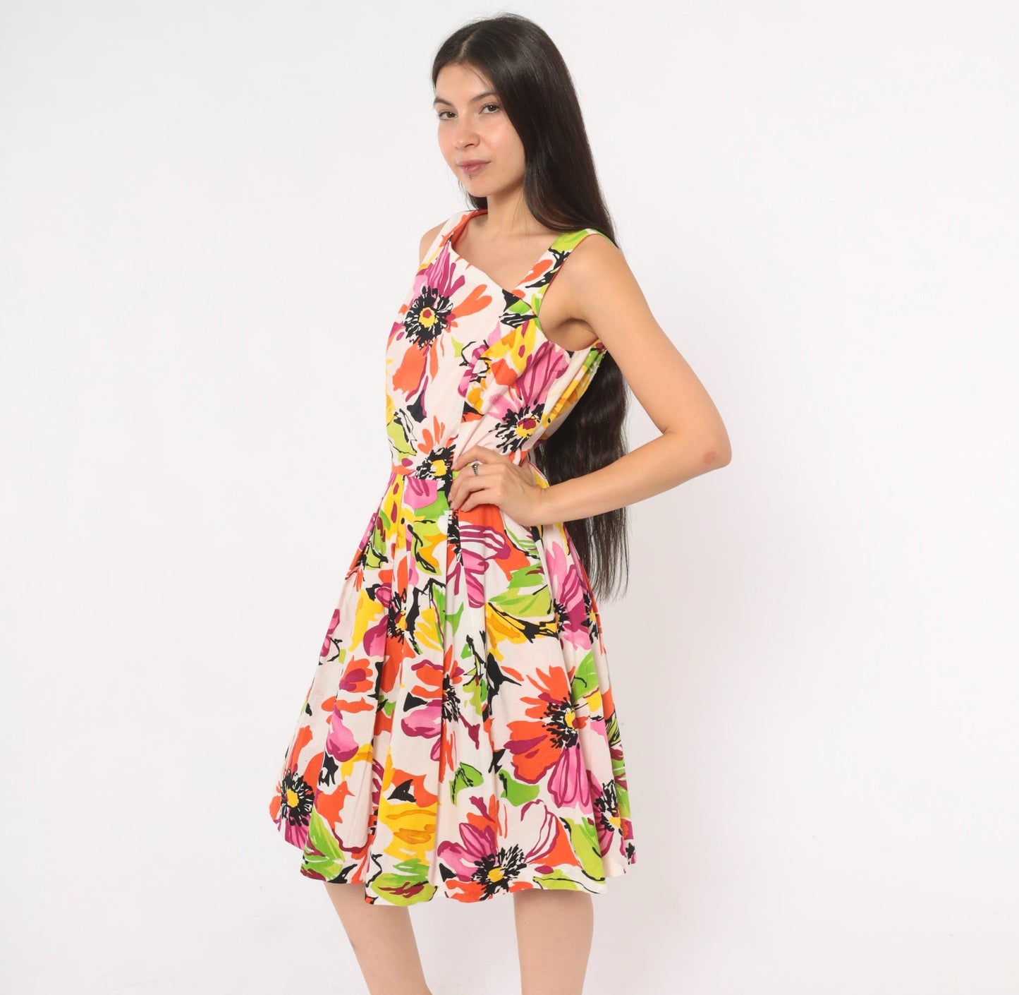 2000s R & K Originals Floral Sundress Asymmetric Neckline Pleated Knee-Length Medium M