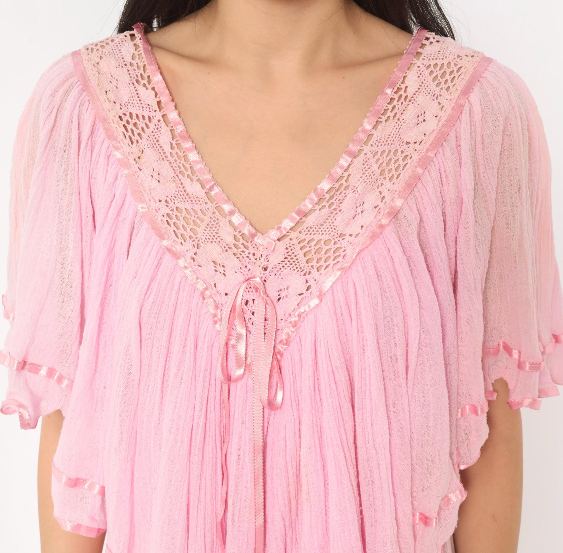 90s Pink Cotton Gauze Crochet V-Neck Blouse Ribbon Butterfly Sleeve Medium