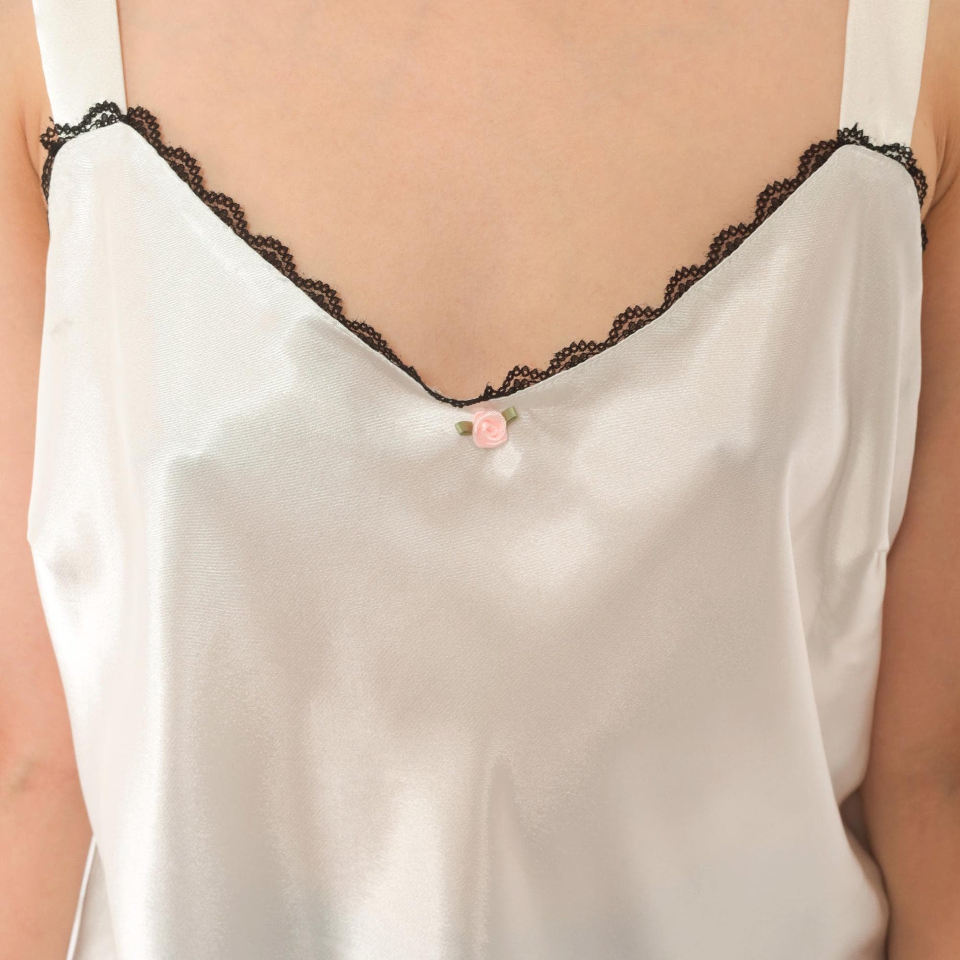 90s Studio I White Satin Cami V-Neck Black Lace Trim Pink Rose Large