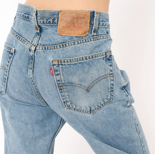 Y2K Levi's 505 Light Wash Denim Straight Leg High Rise Jeans W33