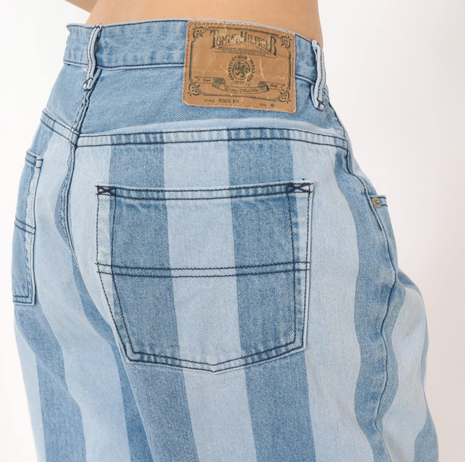 00s Tommy Hilfiger Striped Denim Bermuda Shorts Light Blue High Rise Large L