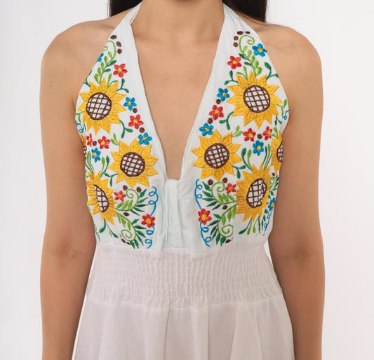 90s White Sunflower Embroidered Halter Dress Cotton Handkerchief Hem Medium