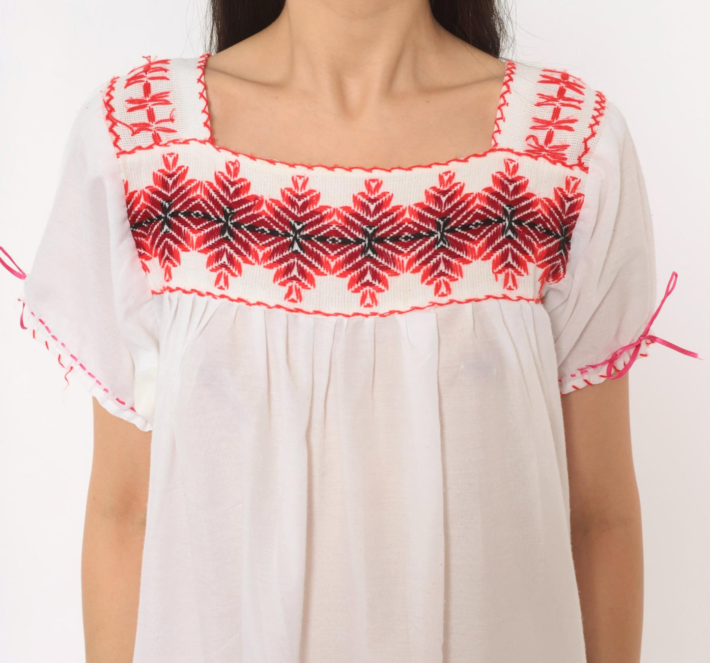 90s White Peasant Blouse Embroidered Red Cross Stitch Square Neck Puff Sleeve Medium