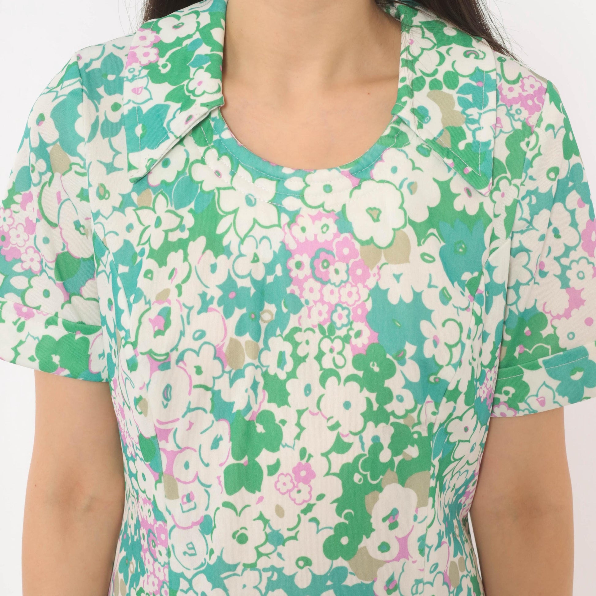 70s Psychedelic Floral A-Line Dress Green Pink White Scoop Collar Knee Medium