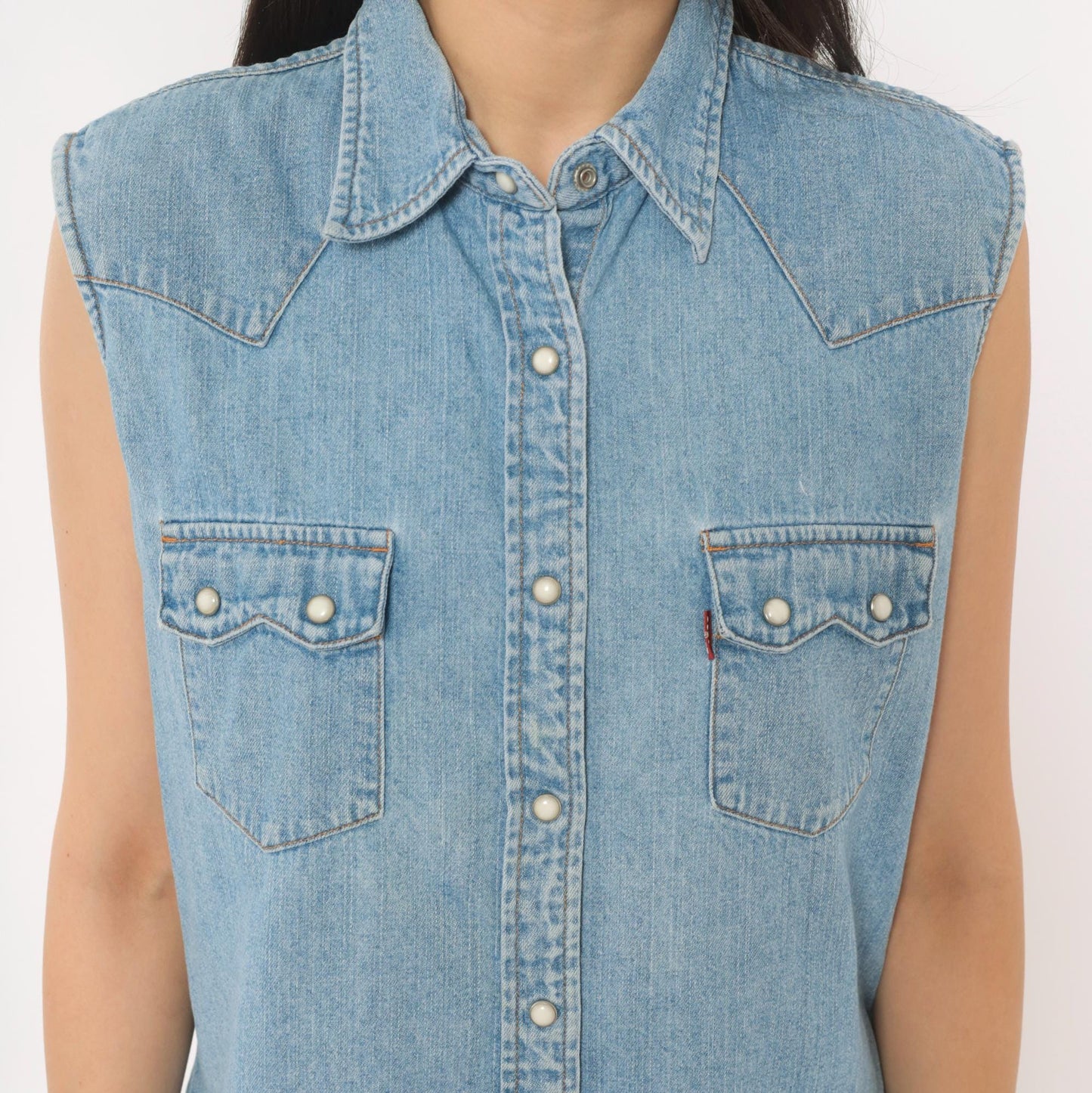 2000s Levi's Red Tab Denim Western Vest Light Wash Pearl Snap Medium M