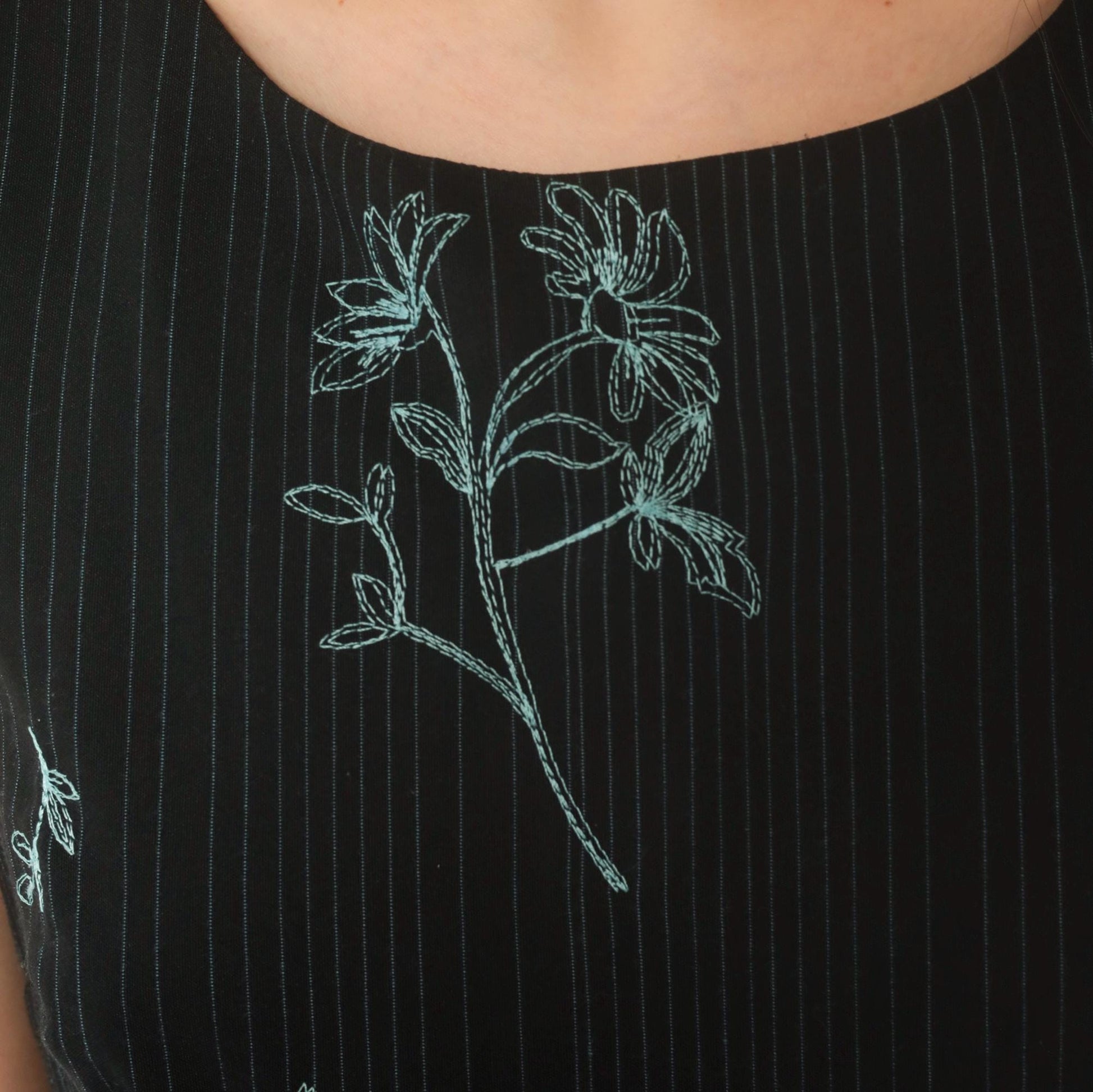 90s Rabbit Black Floral Embroidered A-Line Dress Blue Pinstripe Medium M