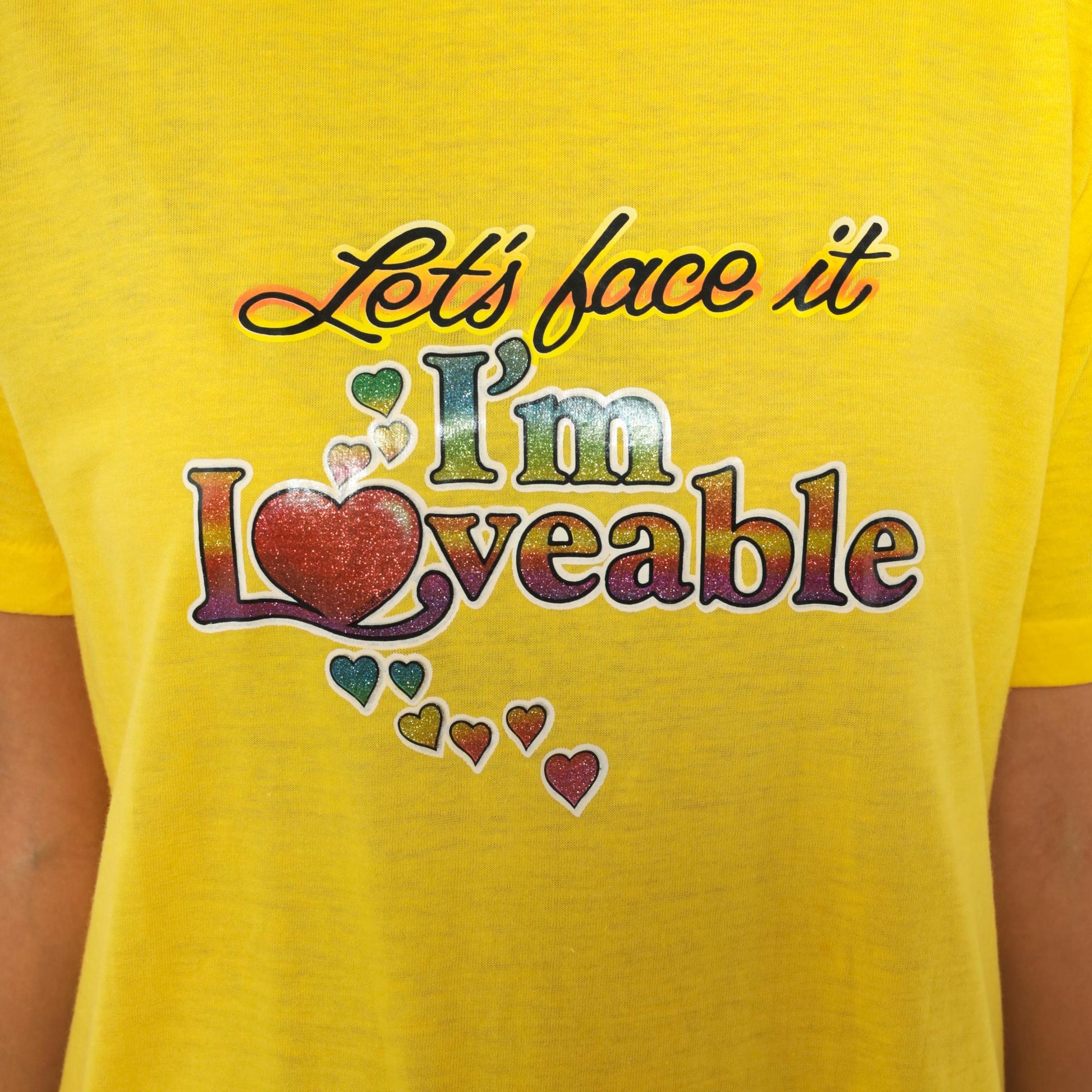 80s Ched "Let's Face It I'm Loveable" Heart Glitter Tee Yellow Graphic Slogan Large L