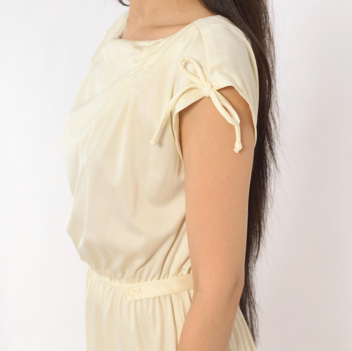 70s Cream Cap Sleeve Dress Ivory A-Line Midi Bow Detail Scoop Neck Small