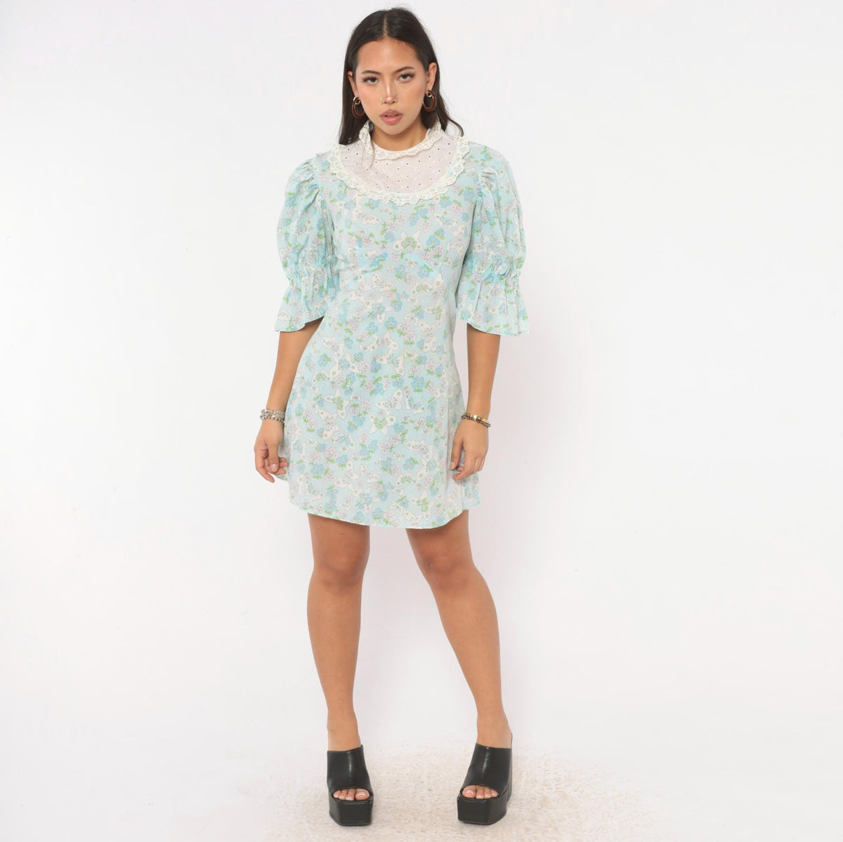 70s Light Blue Butterfly Print Cotton Dress Puff Sleeve Eyelet Lace Yoke Small