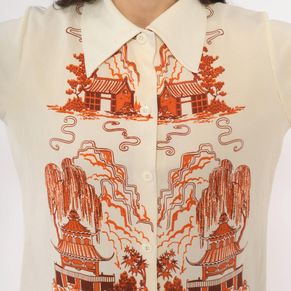 70s Pagoda Willow Tree Scenic Print Blouse Cream Orange Pointed Collar Medium
