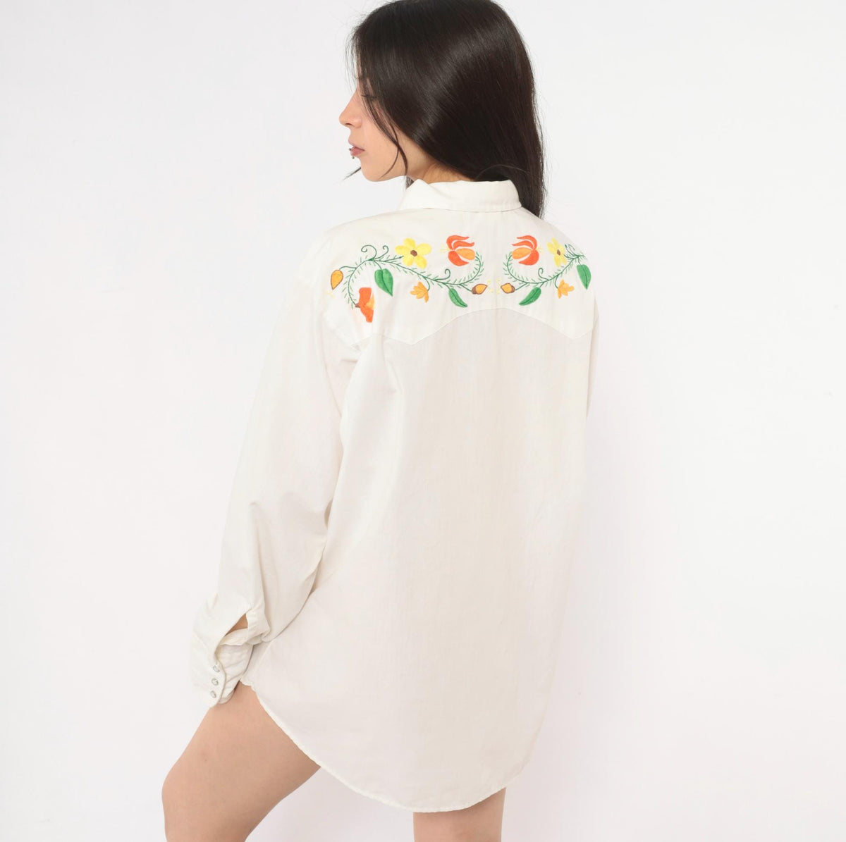 70s Levi's Western Shirt Floral Embroidered Yoke White Pearl Snap Large