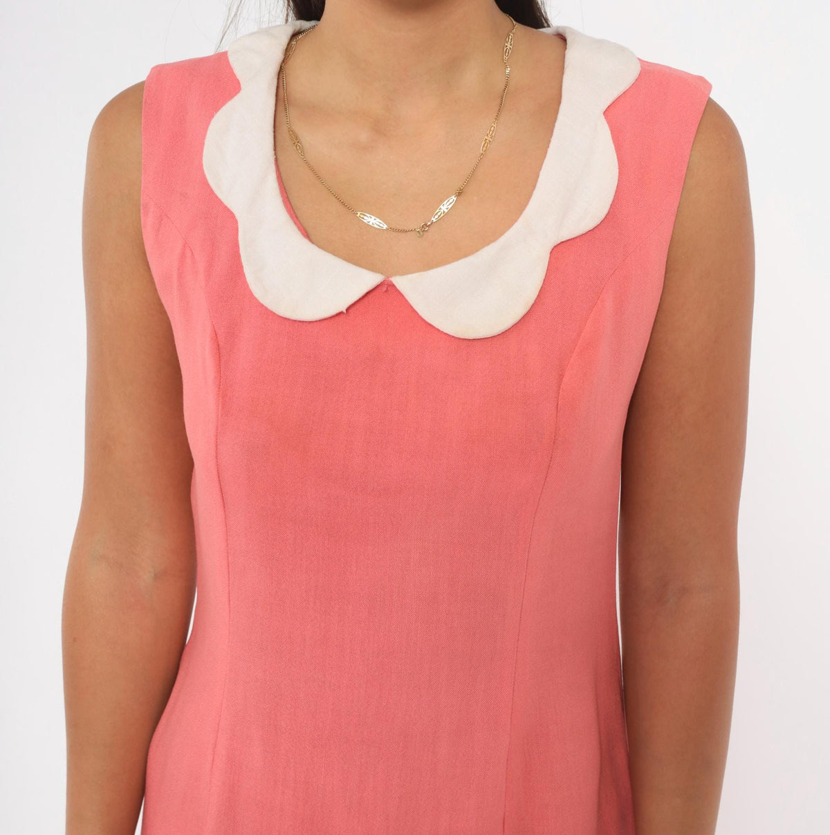 60s Coral Pink Shift Dress Scalloped Peter Pan Collar Knee Length Small